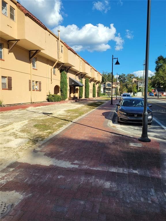 914 SW 8TH AVENUE # 26, GAINESVILLE, FL 32601
