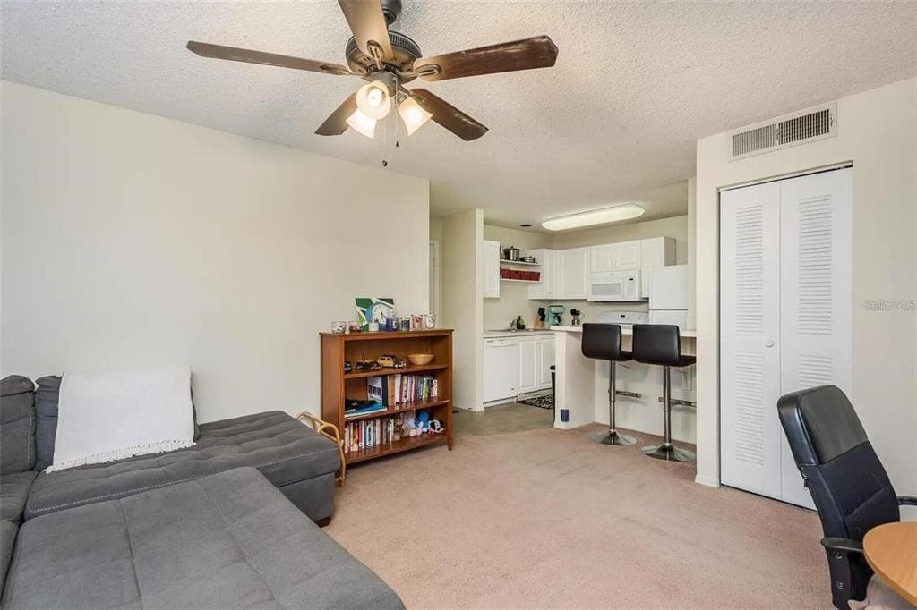 4107 CHATHAM OAK COURT # 313, TAMPA, FL 33624 — zdjęcie 2