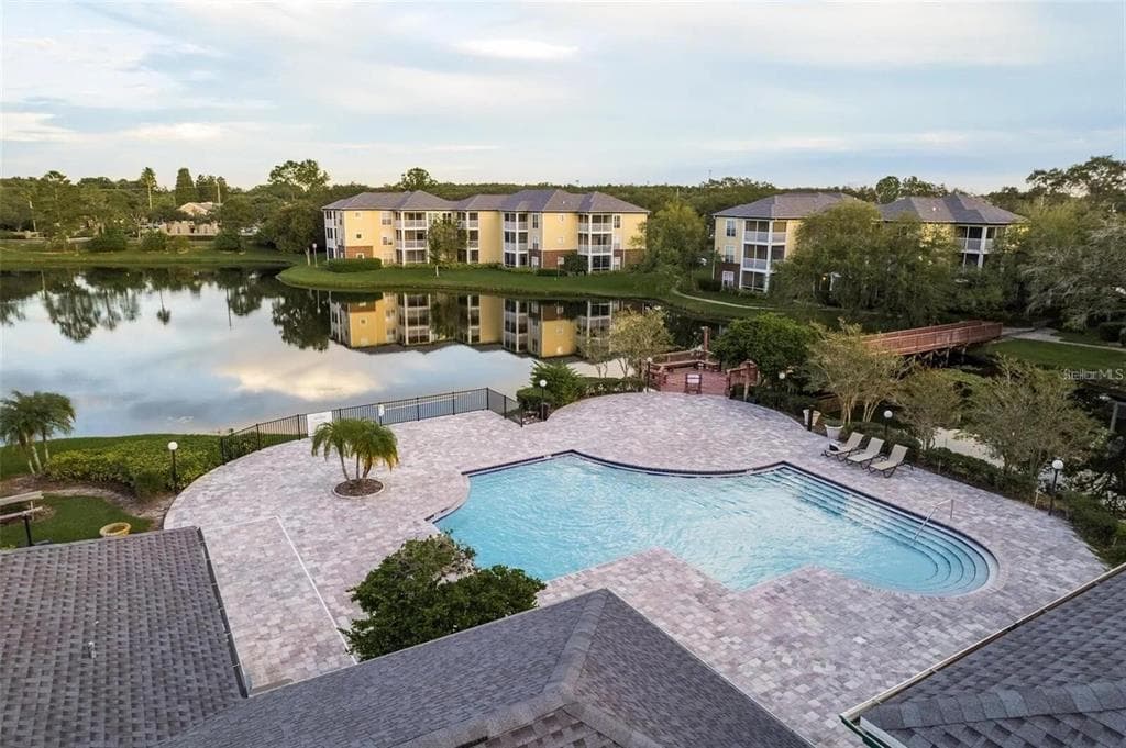 4107 CHATHAM OAK COURT # 313, TAMPA, FL 33624