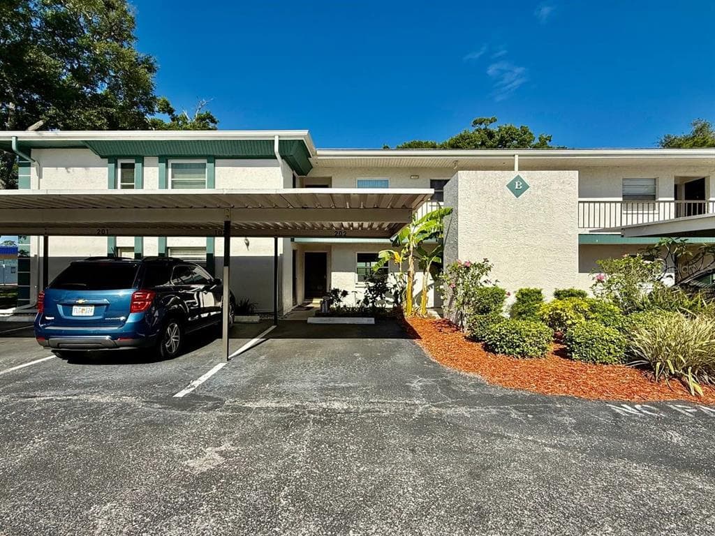 7560 92ND STREET # 102B, SEMINOLE, FL 33777