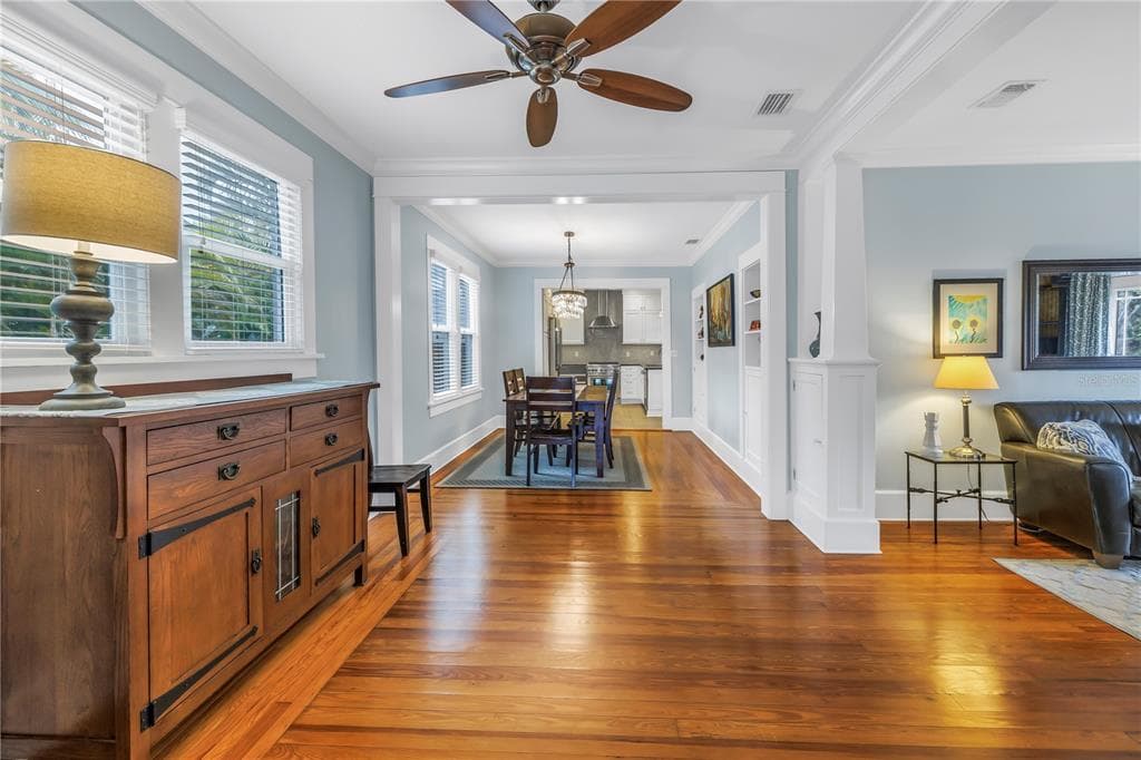 436 12TH AVENUE NE, ST PETERSBURG, FL 33701 — zdjęcie 4