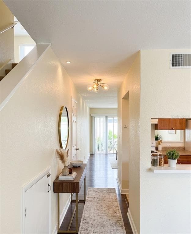 7143 E BANK DRIVE # 7143, TAMPA, FL 33617 — zdjęcie 2