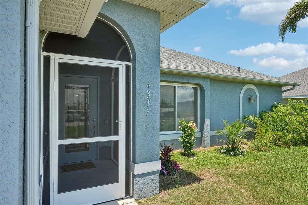 4317 NW 40TH TERRACE, CAPE CORAL, FL 33993 — zdjęcie 2