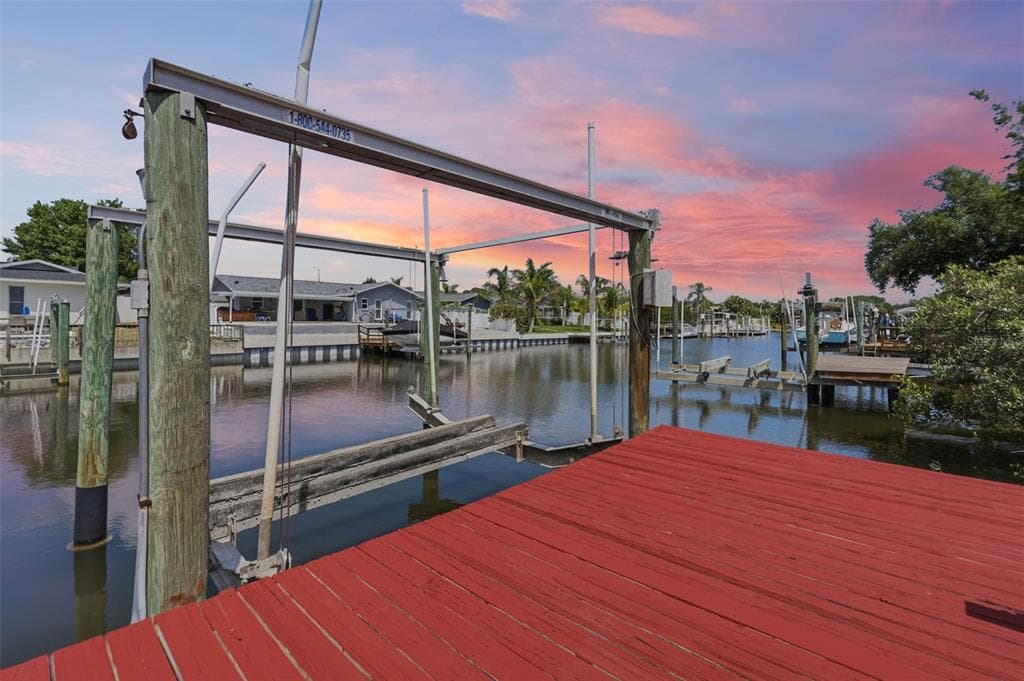 10621 HATTERAS DRIVE, TAMPA, FL 33615 — zdjęcie 2