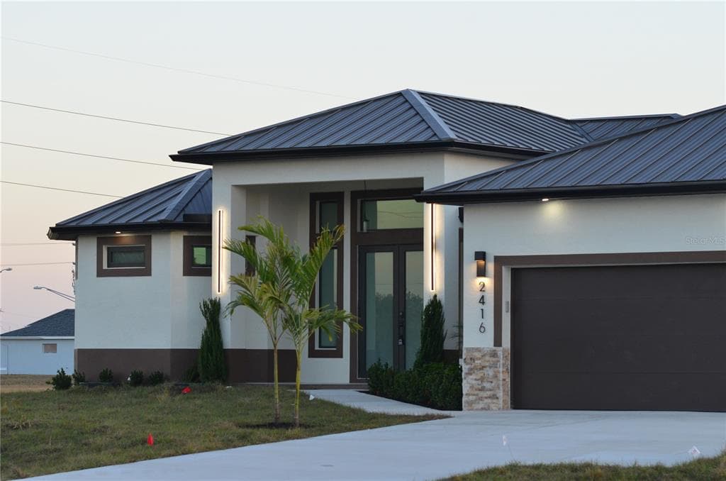 2416 DIPLOMAT PARKWAY W, CAPE CORAL, FL 33993 — zdjęcie 2