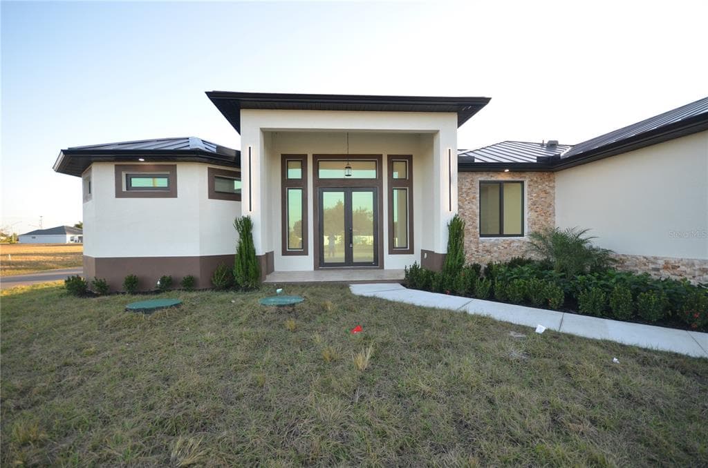 2416 DIPLOMAT PARKWAY W, CAPE CORAL, FL 33993 — zdjęcie 5