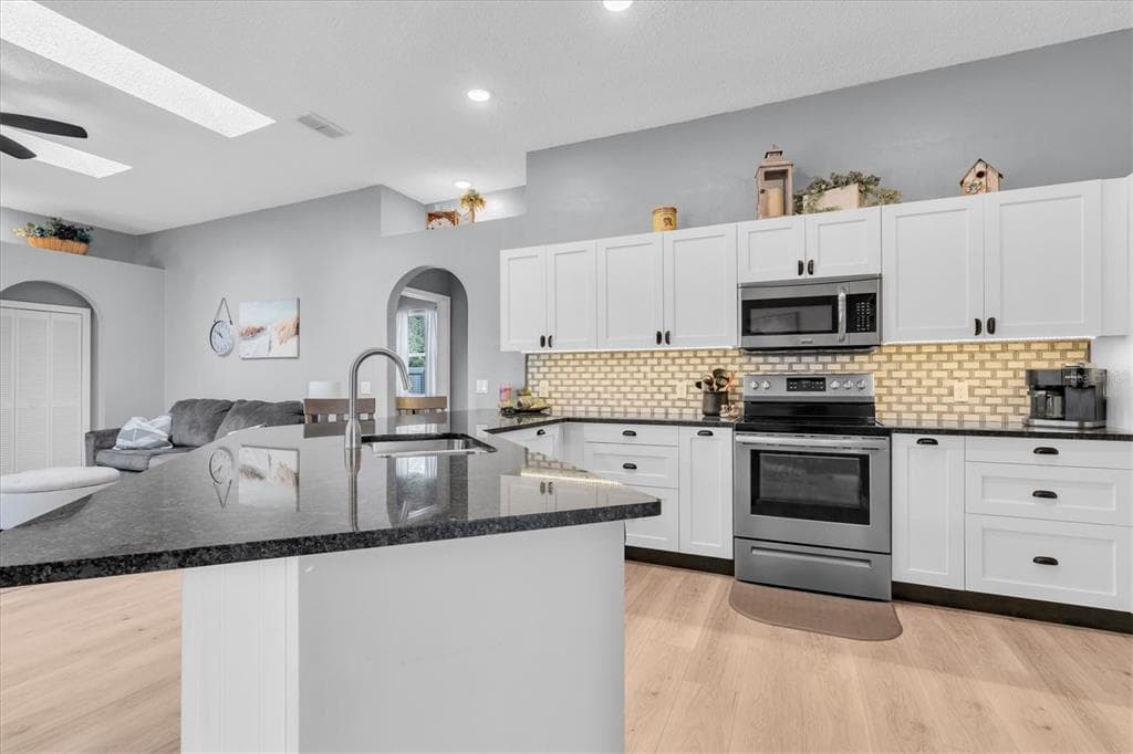 4851 DEER LODGE ROAD, NEW PORT RICHEY, FL 34655 — zdjęcie 4