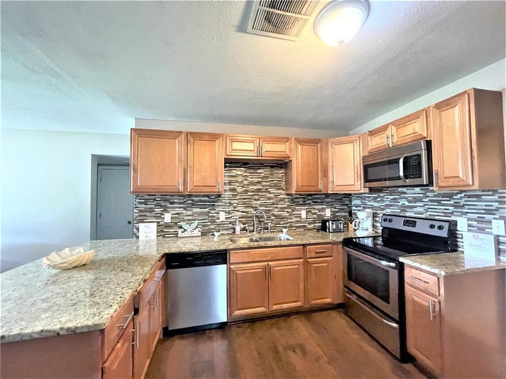 5106 104TH STREET N, ST PETERSBURG, FL 33708 — zdjęcie 2