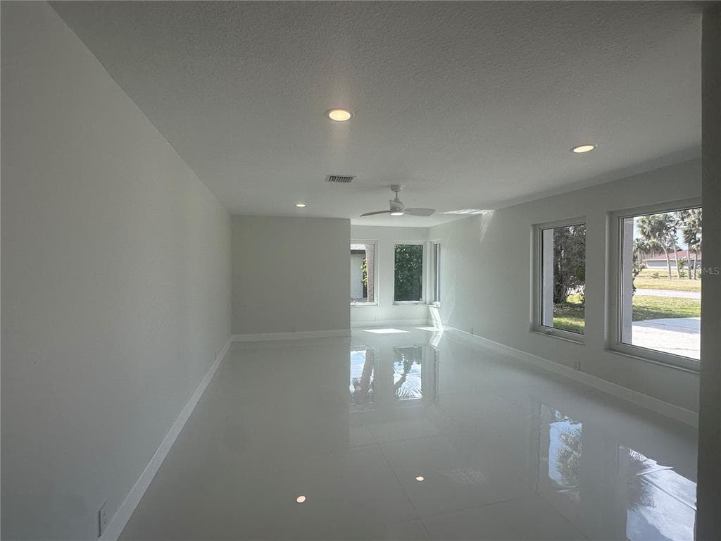 230 ANNAPOLIS LANE, ROTONDA WEST, FL 33947 — zdjęcie 5