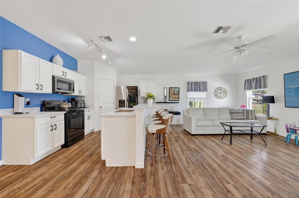 25174 ALCAZAR DRIVE, PUNTA GORDA, FL 33955 — zdjęcie 4