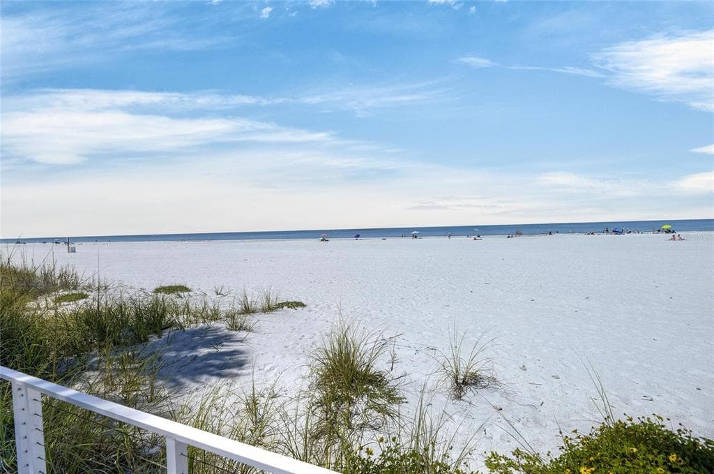 17960 GULF BLVD # 108, REDINGTON SHORES, FL 33708 — zdjęcie 3