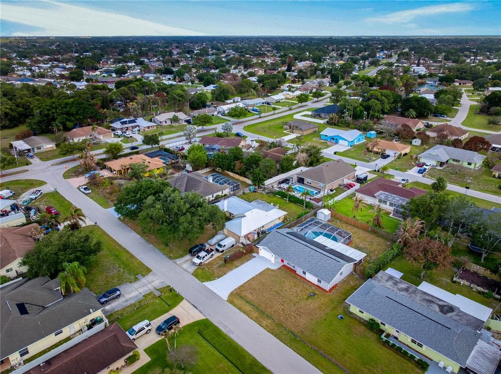 214 SE DUVAL AVENUE, PORT ST LUCIE, FL 34983 — zdjęcie 4