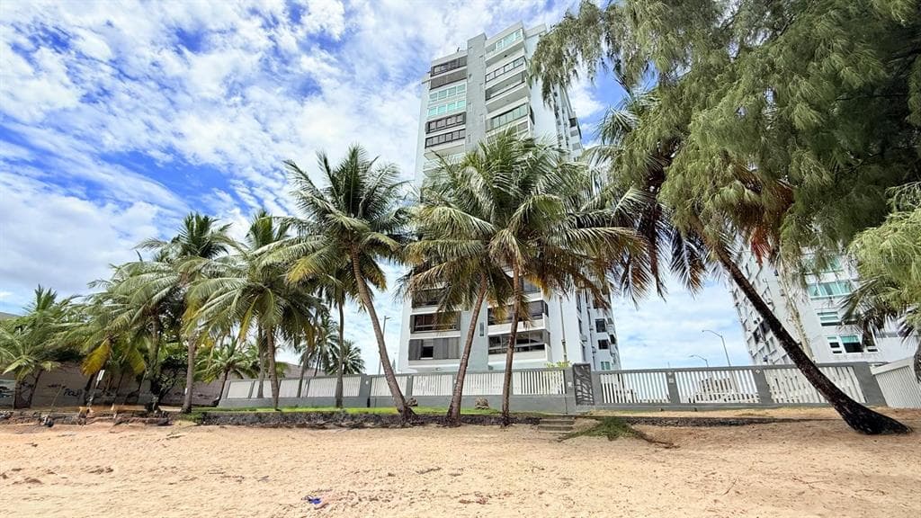 37 ISLA VERDE AVE. # 203, CAROLINA, PR 00979 — zdjęcie 2