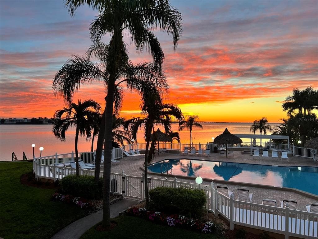 6322 PALMA DEL MAR BOULEVARD S # 213, ST PETERSBURG, FL 33715