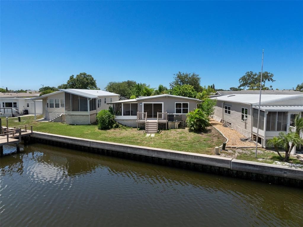 460 MOUNT OAK AVENUE NE # 745, ST PETERSBURG, FL 33702