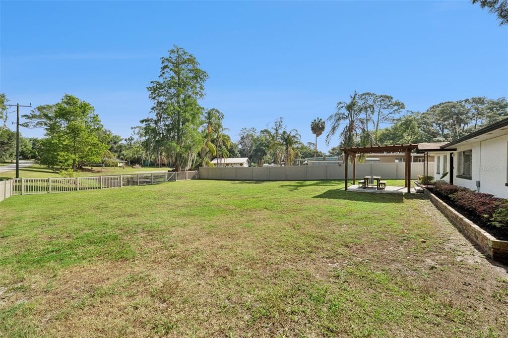 219 S CRYSTAL DRIVE, SANFORD, FL 32773 — zdjęcie 2
