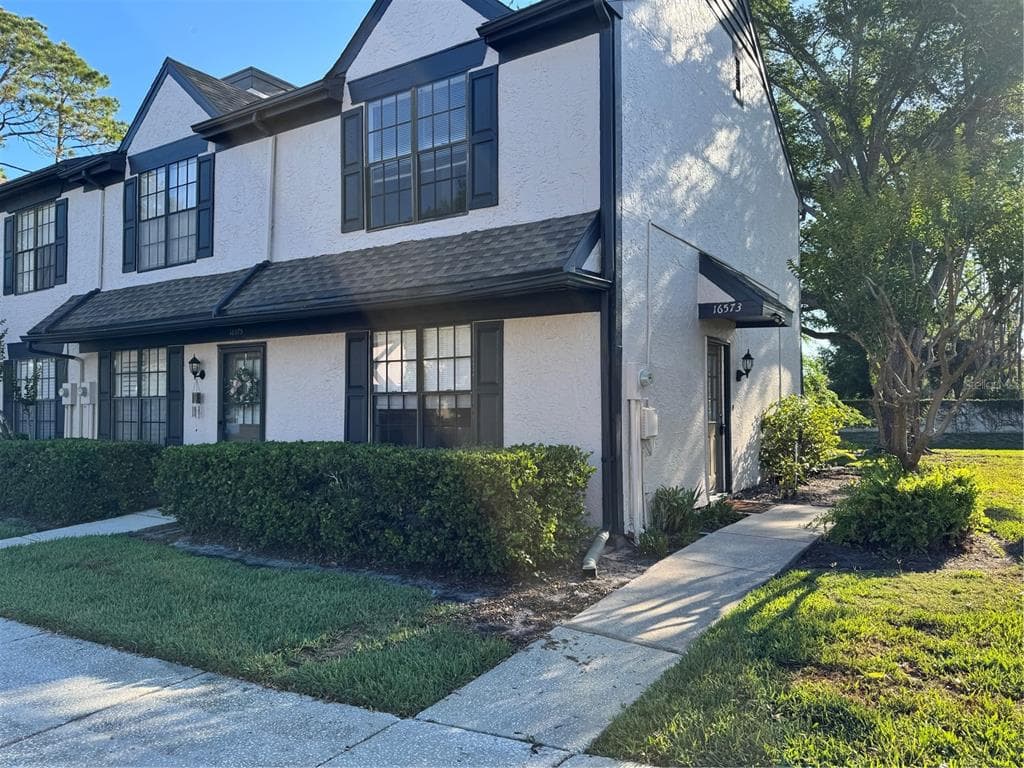 16573 BRIGADOON DRIVE, TAMPA, FL 33618