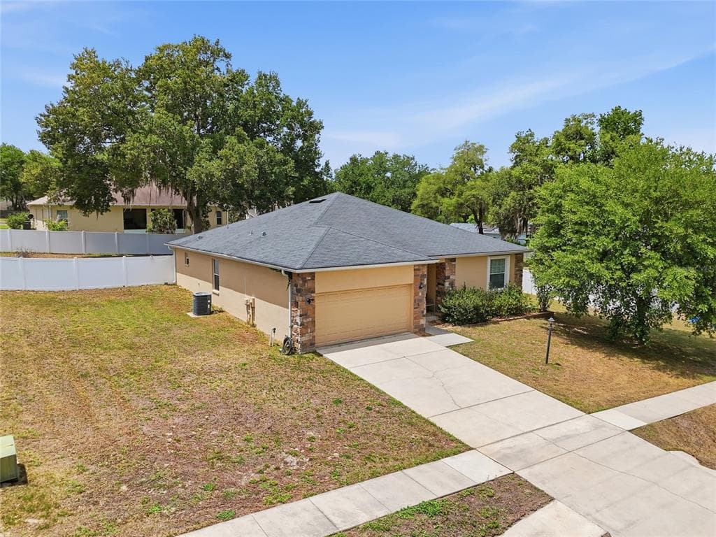 306 STONEPOINT LANE, LADY LAKE, FL 32159 — zdjęcie 2
