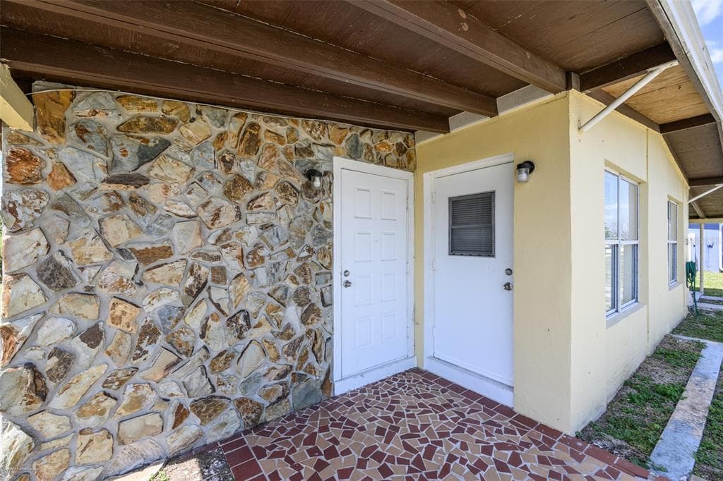510 SHARON CIRCLE, PORT CHARLOTTE, FL 33952 — zdjęcie 3