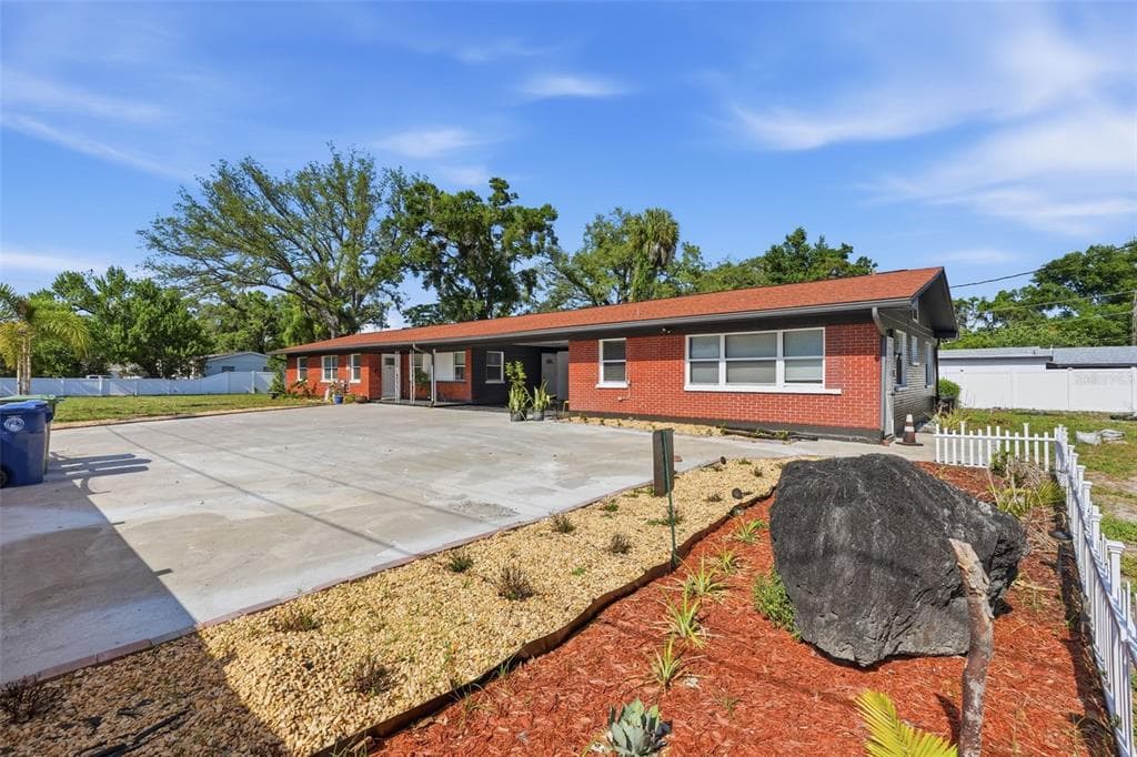 10107 N ASTER AVENUE, TAMPA, FL 33612
