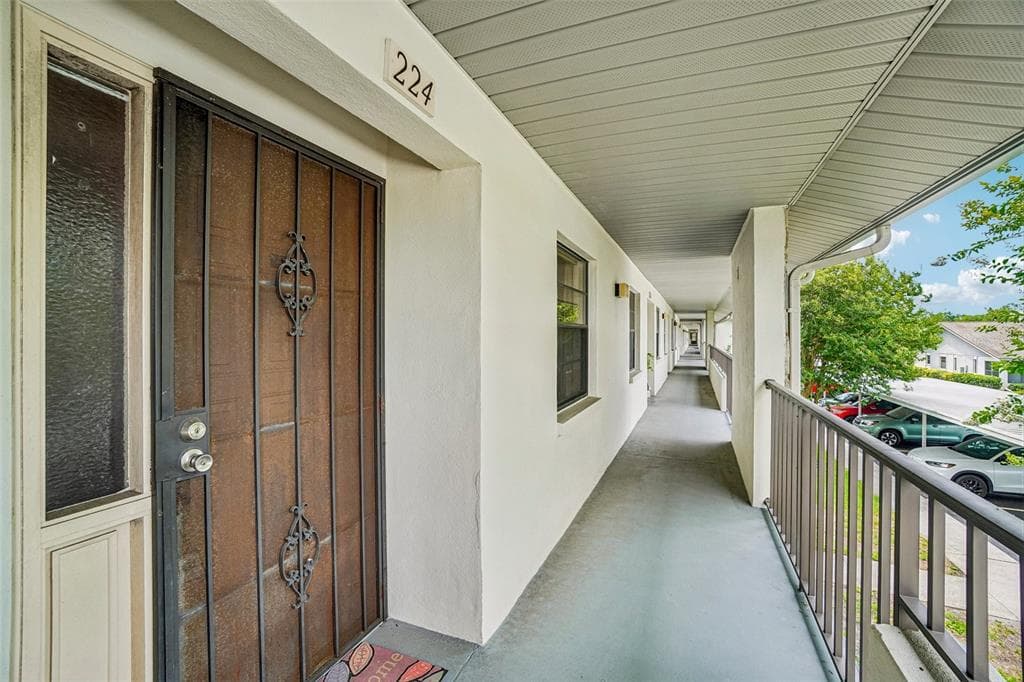 1601 43RD STREET N # 224, ST PETERSBURG, FL 33713