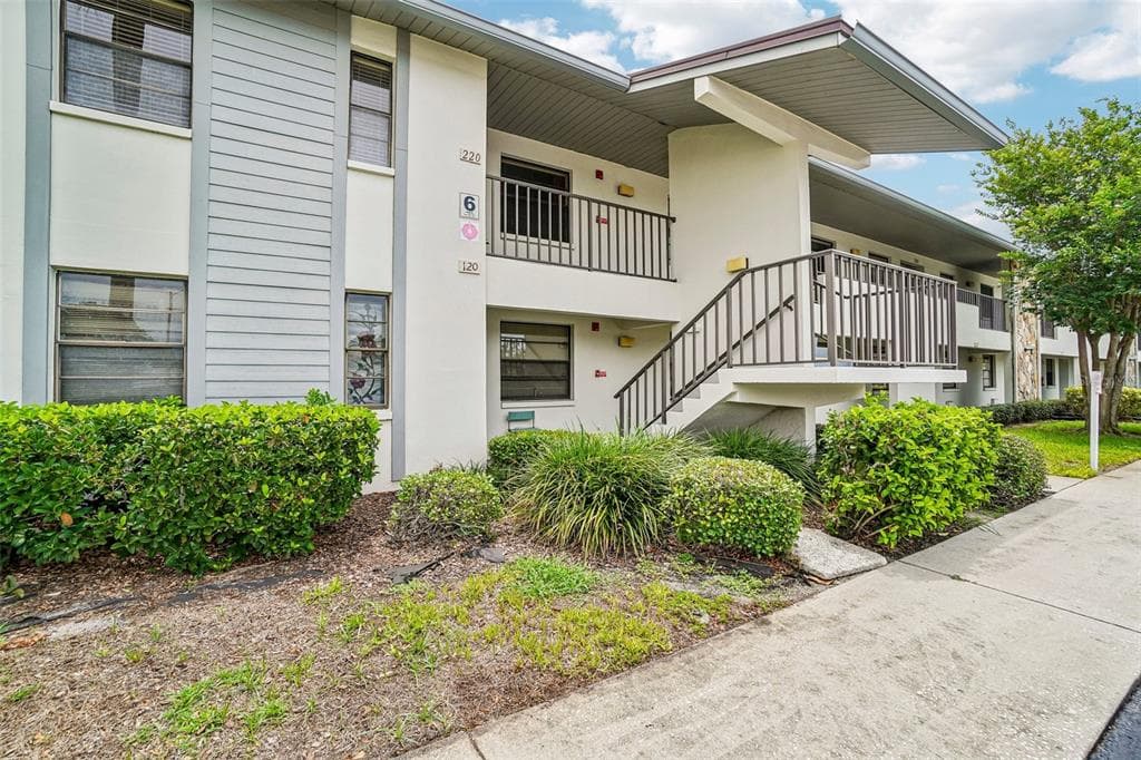 1601 43RD STREET N # 224, ST PETERSBURG, FL 33713 — zdjęcie 4