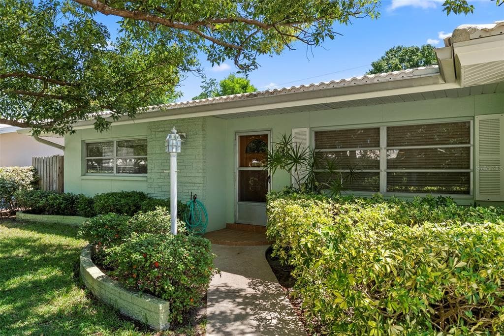 1413 EMBASSY DRIVE, CLEARWATER, FL 33764 — zdjęcie 4