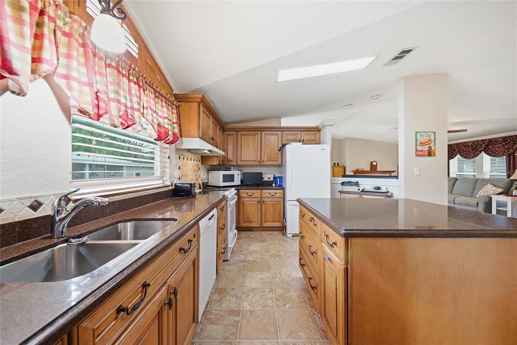 8401 WEATHERFORD AVENUE, BROOKSVILLE, FL 34613 — zdjęcie 5