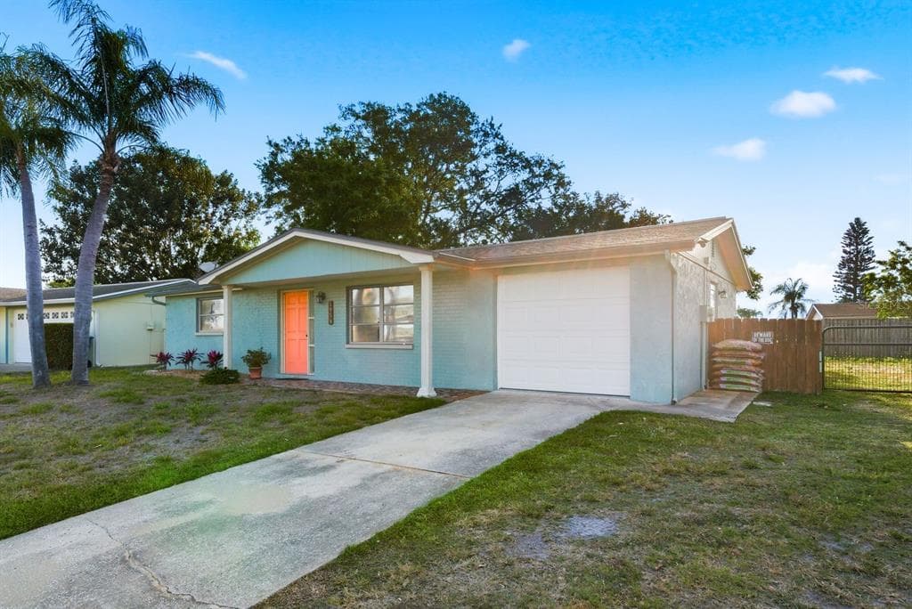 1958 ESSEX DRIVE, HOLIDAY, FL 34691 — zdjęcie 3