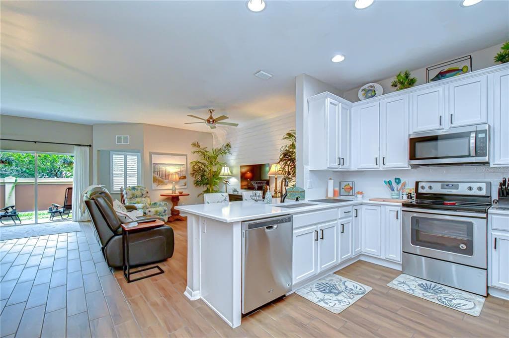 2938 LOCHCARRON DRIVE, LAND O LAKES, FL 34638 — zdjęcie 5