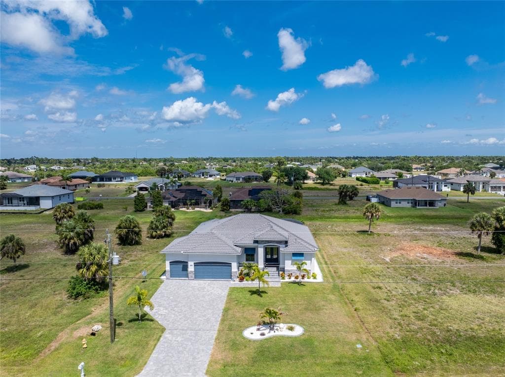 255 ROTONDA BOULEVARD S, ROTONDA WEST, FL 33947 — zdjęcie 2