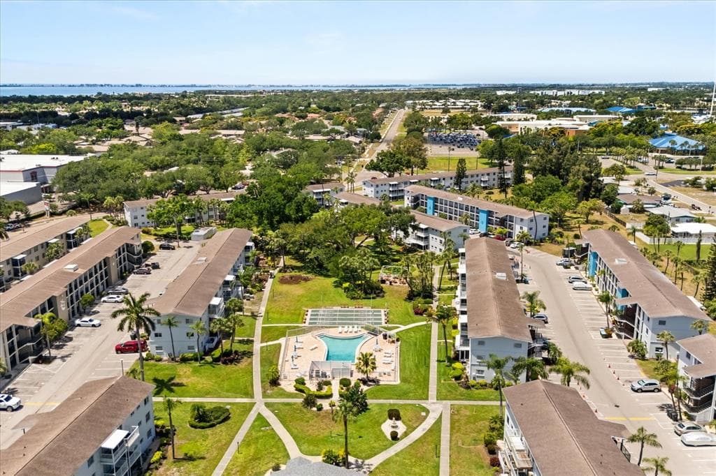 2425 FLAMINGO BOULEVARD # K28, BRADENTON, FL 34207