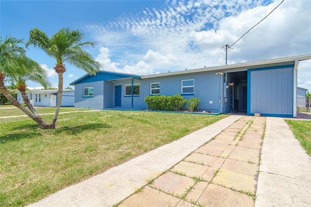 138 BUCKEYE AVENUE NW, PORT CHARLOTTE, FL 33952 — zdjęcie 2