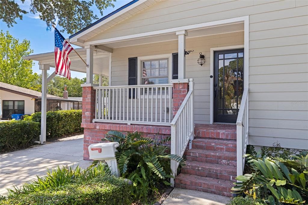 1010 43RD AVENUE N, ST PETERSBURG, FL 33703 — zdjęcie 2