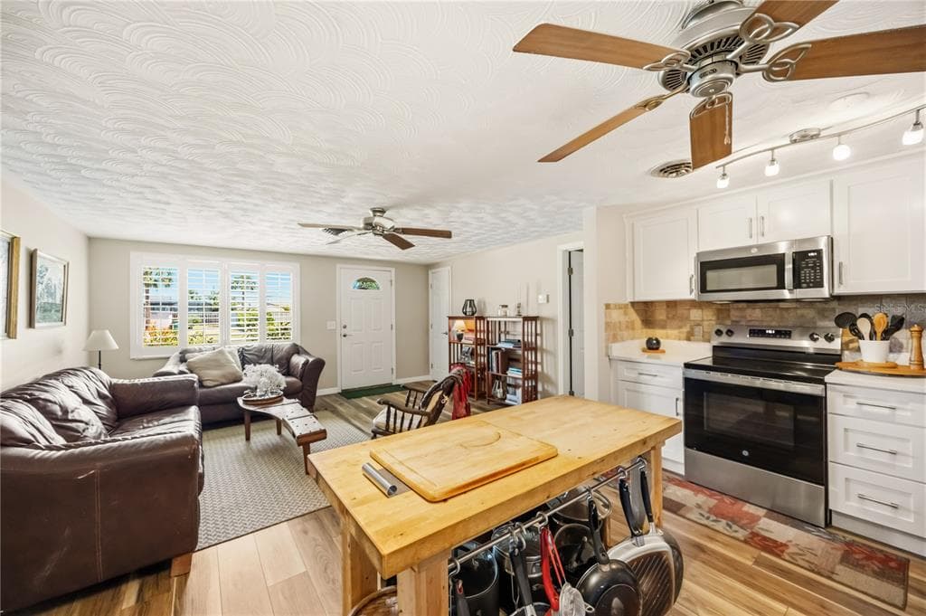 885 E 3RD STREET, ENGLEWOOD, FL 34223 — zdjęcie 5