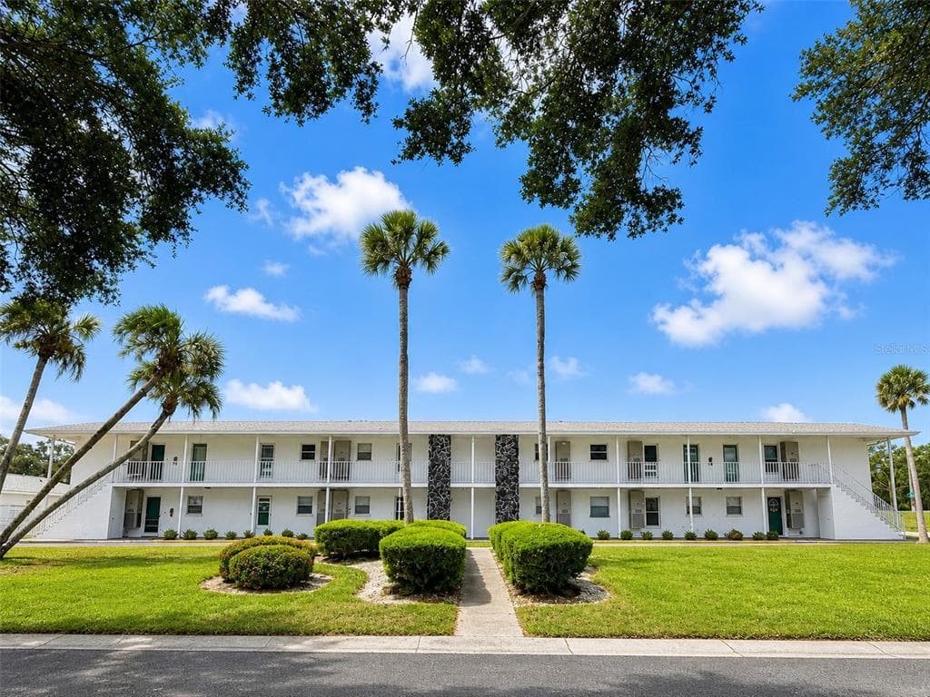 3900 ROXANE BOULEVARD # 11B, SARASOTA, FL 34235