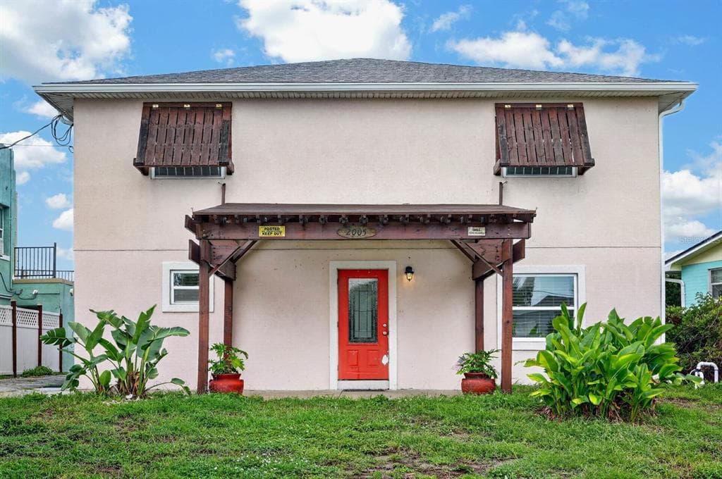 2005 SCHULTE AVENUE, DAYTONA BEACH, FL 32118