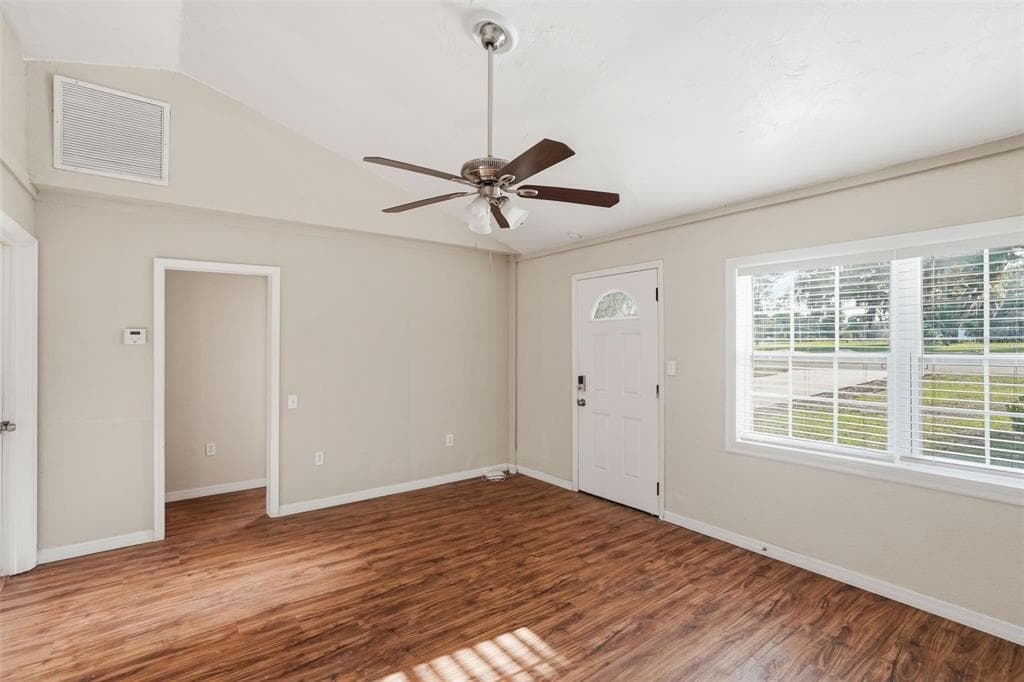 303 JOSEPHINE AVENUE, FRUITLAND PARK, FL 34731 — zdjęcie 3