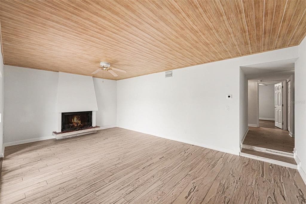 546 PLAZA SEVILLE COURT # 85, TREASURE ISLAND, FL 33706 — zdjęcie 3