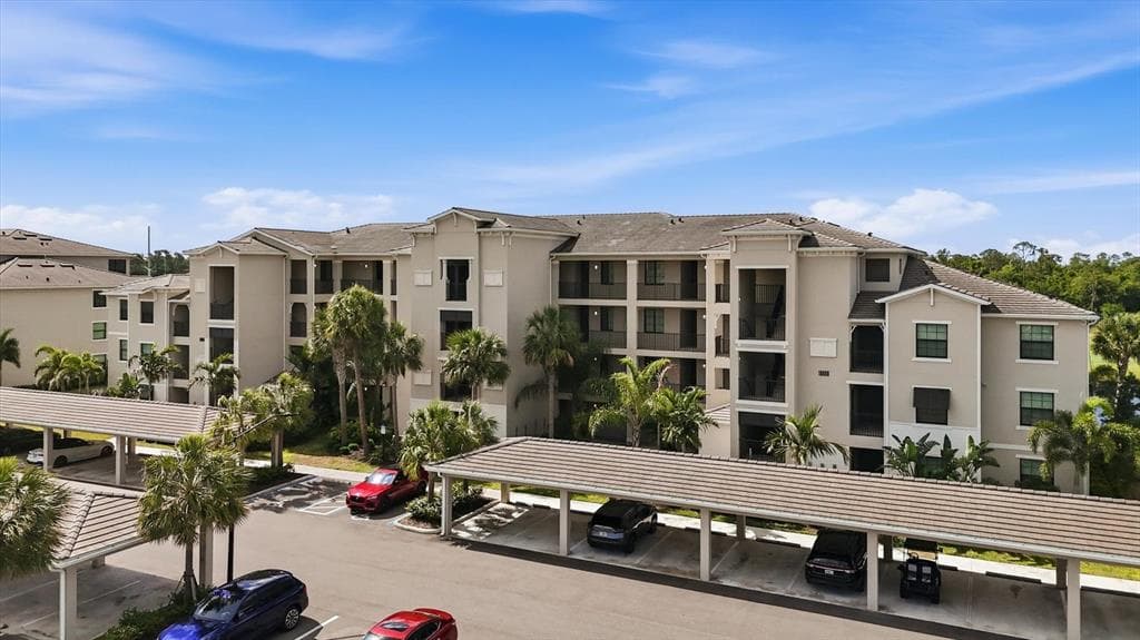18008 GAWTHROP DRIVE # 401, BRADENTON, FL 34211