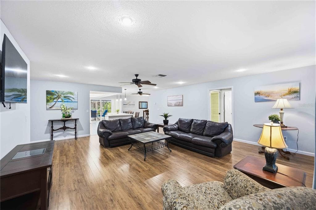 2091 CANNOLOT BOULEVARD, PORT CHARLOTTE, FL 33948 — zdjęcie 4