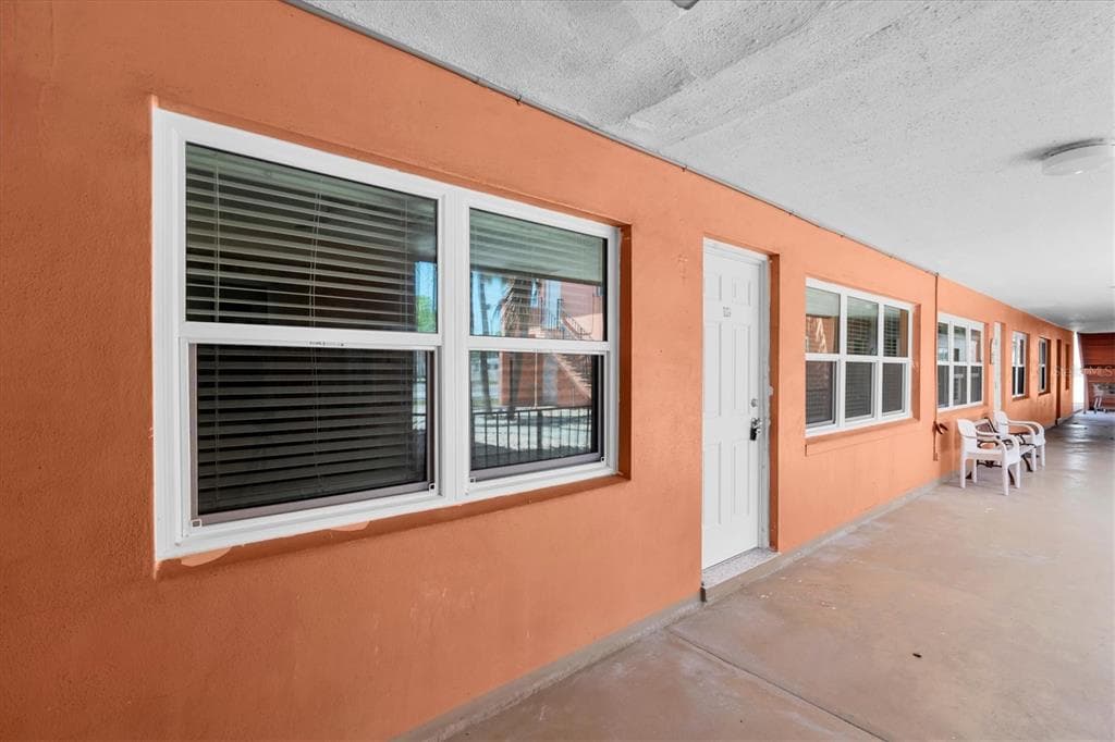 121 46TH AVENUE # 1G, ST PETE BEACH, FL 33706 — zdjęcie 3