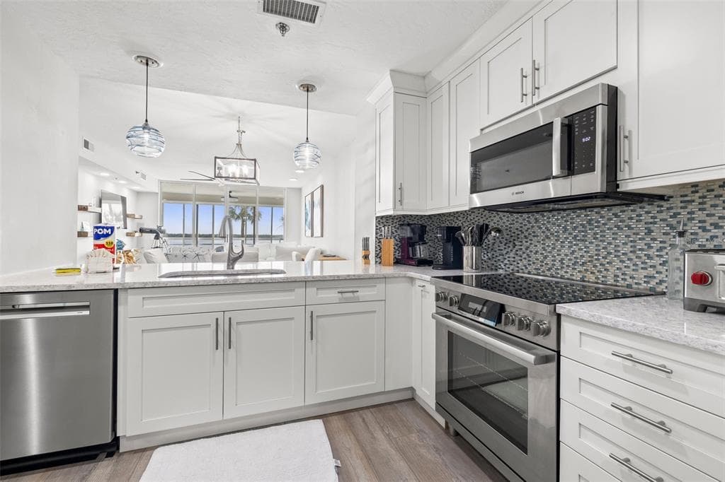 615 DREAM ISLAND PLACE # 210, LONGBOAT KEY, FL 34228 — zdjęcie 3