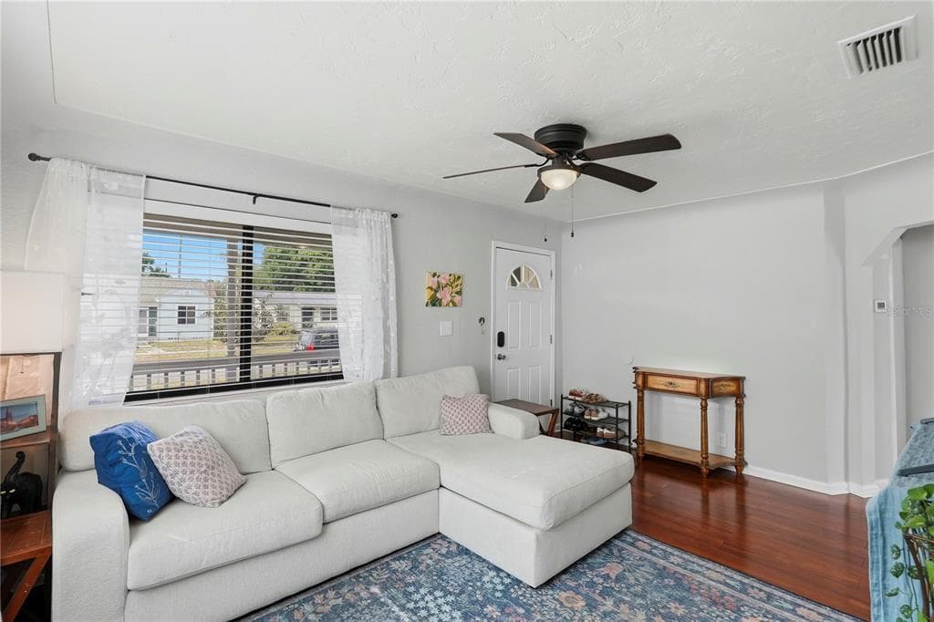 2850 15TH AVENUE N, ST PETERSBURG, FL 33713 — zdjęcie 3