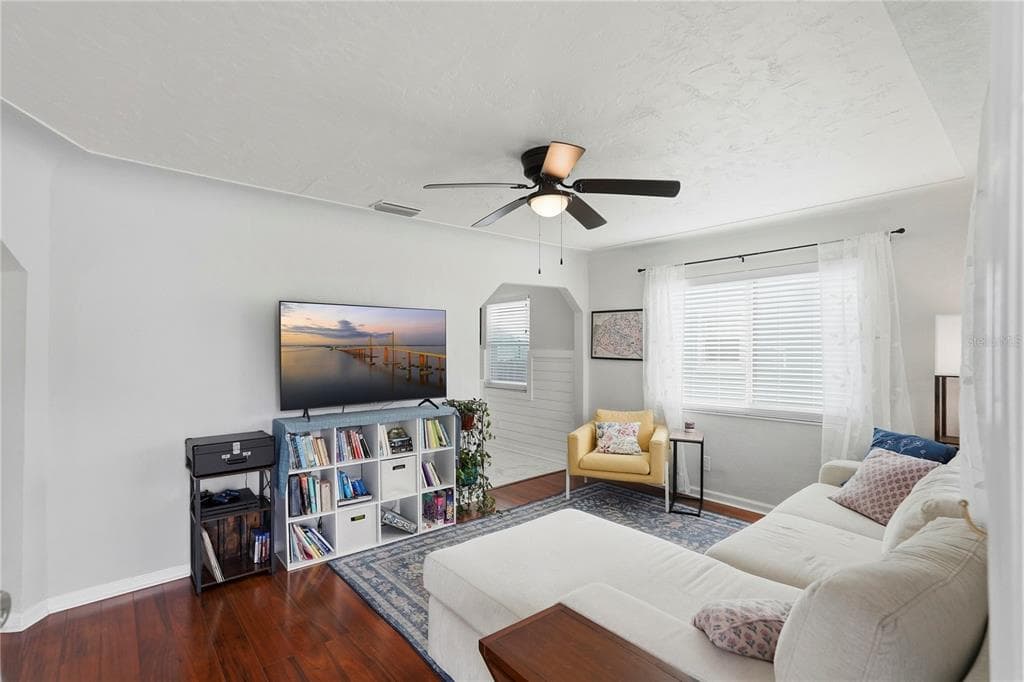 2850 15TH AVENUE N, ST PETERSBURG, FL 33713 — zdjęcie 4
