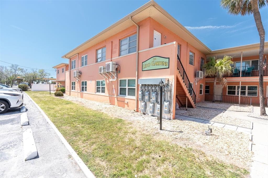 121 46TH AVENUE # 2A, ST PETE BEACH, FL 33706 — zdjęcie 2