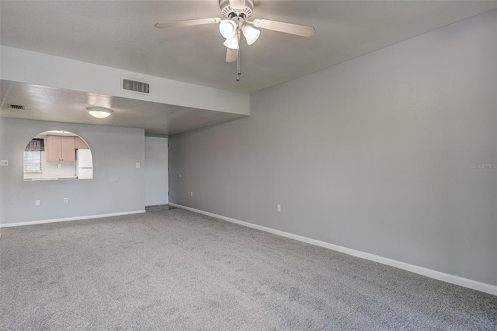 860 S VILLAGE DRIVE N # 106, ST PETERSBURG, FL 33716 — zdjęcie 5