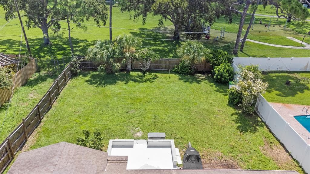 1717 OXFORD STREET N, ST PETERSBURG, FL 33710 — zdjęcie 5