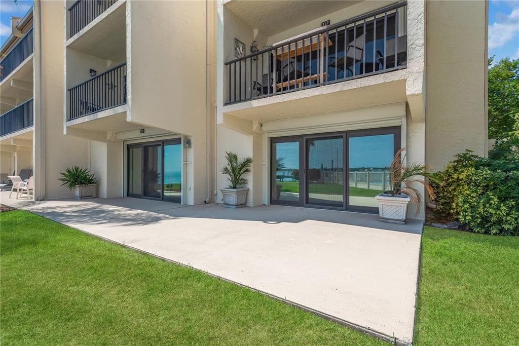 7520 SUNSHINE SKYWAY LANE S # P5, ST PETERSBURG, FL 33711