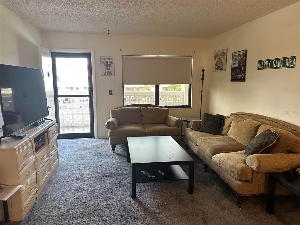5090 BAY STREET NE # 220, ST PETERSBURG, FL 33703 — zdjęcie 2